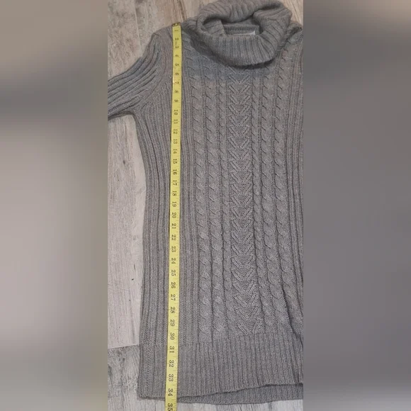 #1084 Anthropologie's RD Style Cable Knit Mini Dress/ tunic sz M - Picture 9 of 9